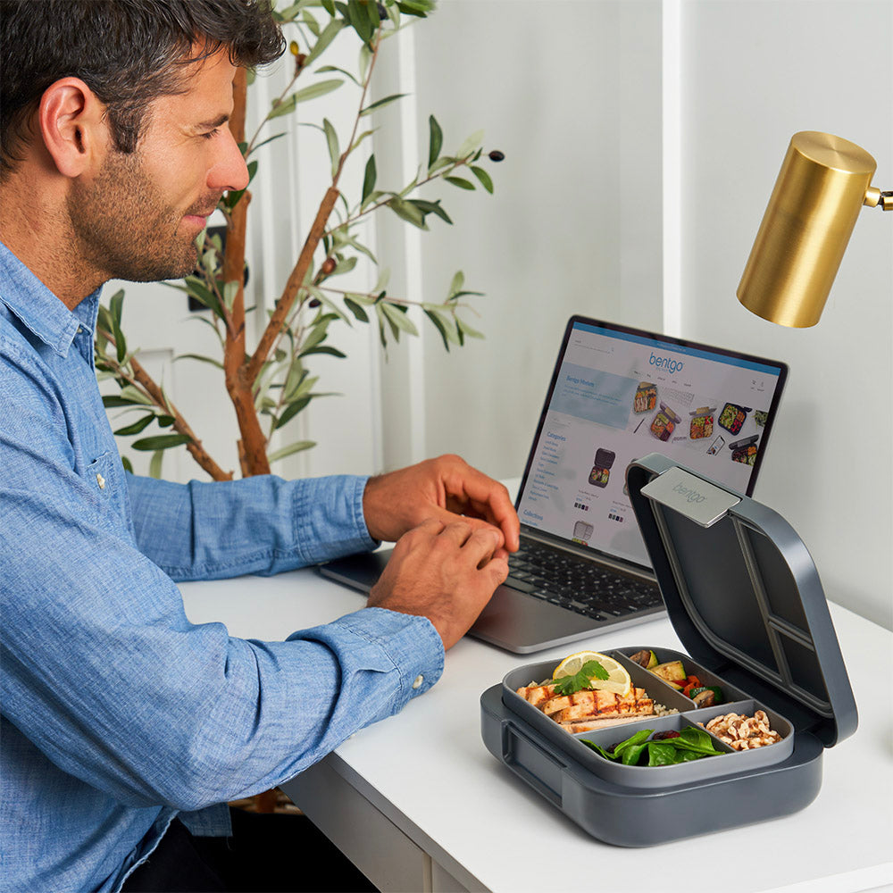 bentgo-modern-lunch-box-and-snack-cup-c1 BGMDNBDL-DG_4.jpg